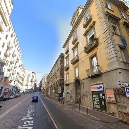 Monteoliveto 5 4* Neapel