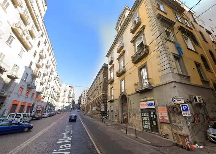 Monteoliveto 5 4* Neapel